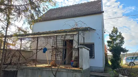 Eladó nyaraló, Csákvár 2 szoba 49 m² 14.5 M Ft