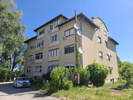 Eladó téglalakás, Bicske 1+1 szoba 46 m² 39.9 M Ft
